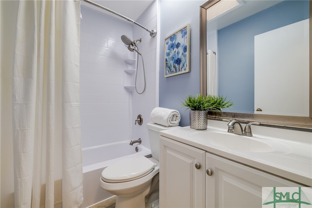 1607 Kings Way, Savannah, GA 31406