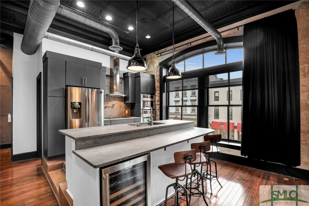 Loft Modern Ductwork Industrial Style Exposed Ductwork In Kitchen