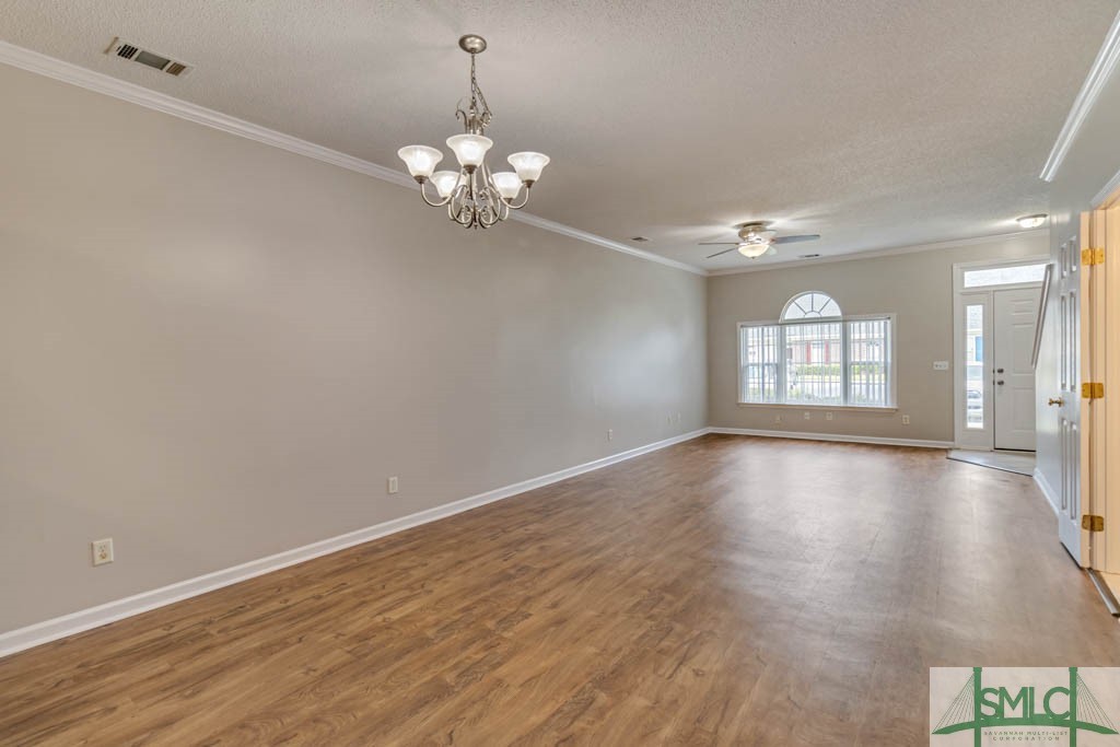 Sold 8 Putters Place, Savannah, GA 31419 3 Beds / 2 Full Baths / 1