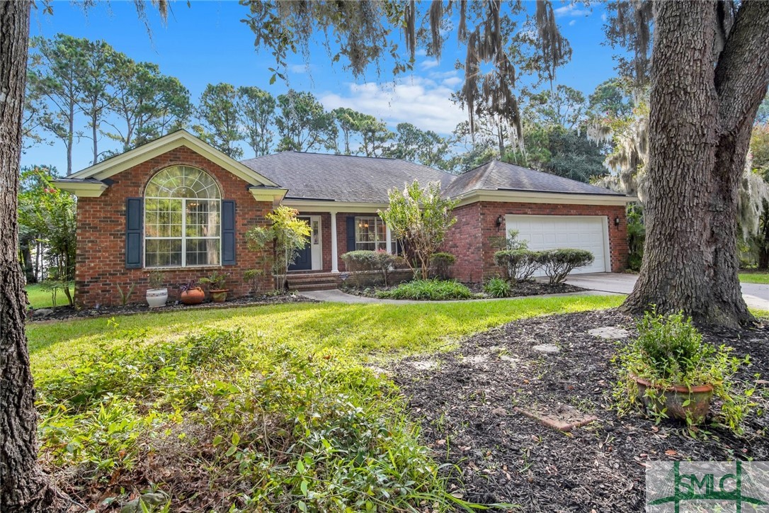 Sold 10 Palmetto Bay Cove, Savannah, GA 31410 4 Beds / 2 Full Baths