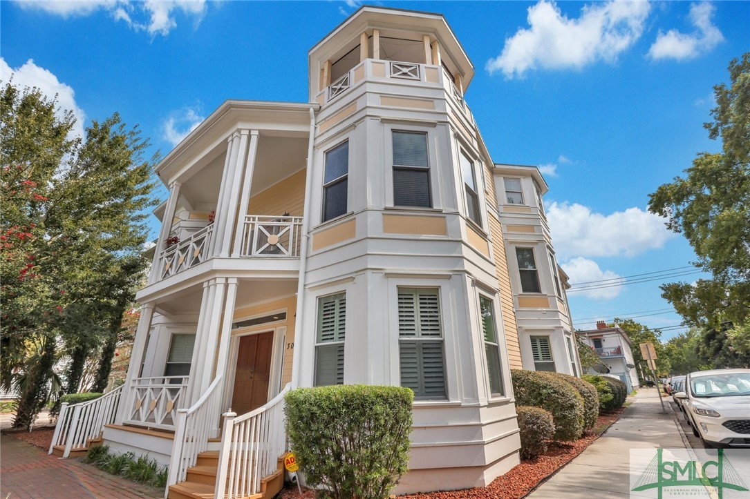 305 E Bolton Street, 201, Savannah, GA 31401