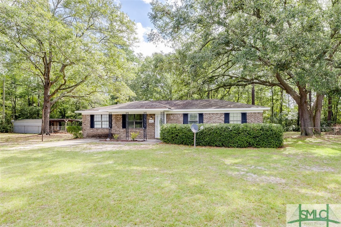 Sold 2091 Courthouse Road, Guyton, GA 31312 3 Beds / 1 Full Bath 265,000