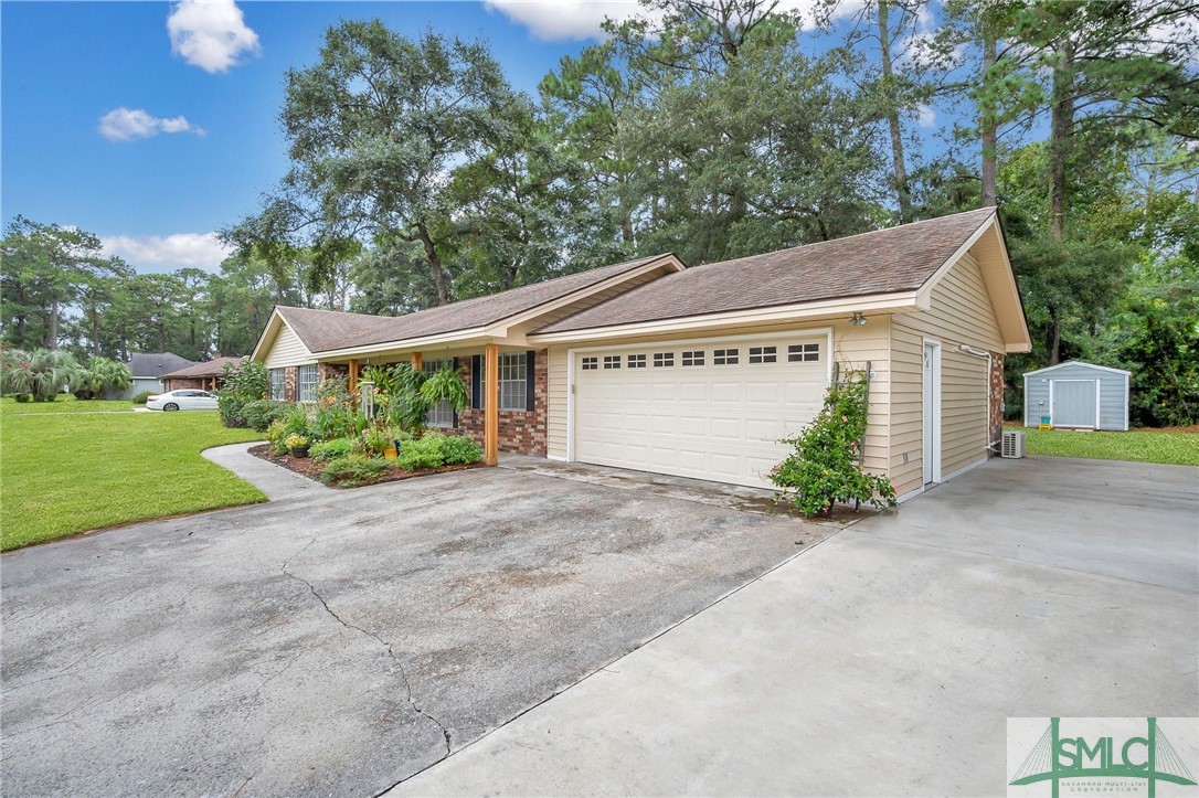 Sold 210 Overlook Road, Savannah, GA 31410 3 Beds / 2 Full Baths