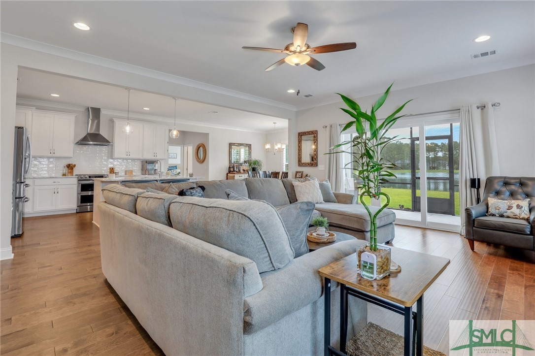 Sold 104 Simcoe Lake Drive, Richmond Hill, GA 31324 5 Beds / 3 Full