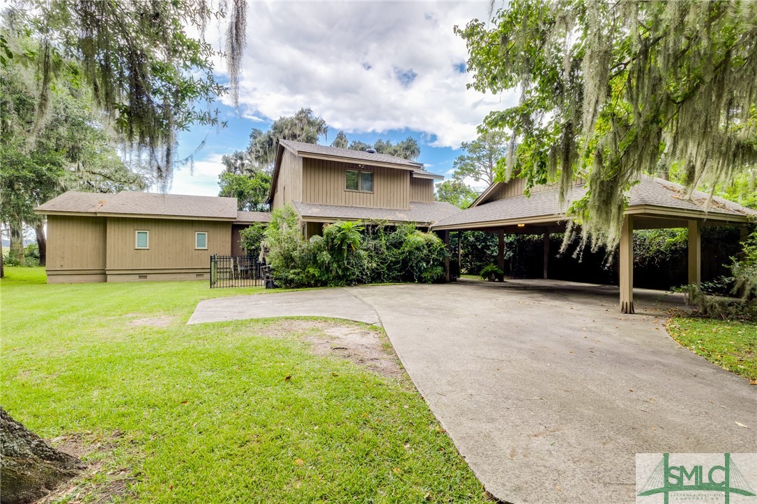 9541 Whitefield Avenue, Savannah, GA 31406