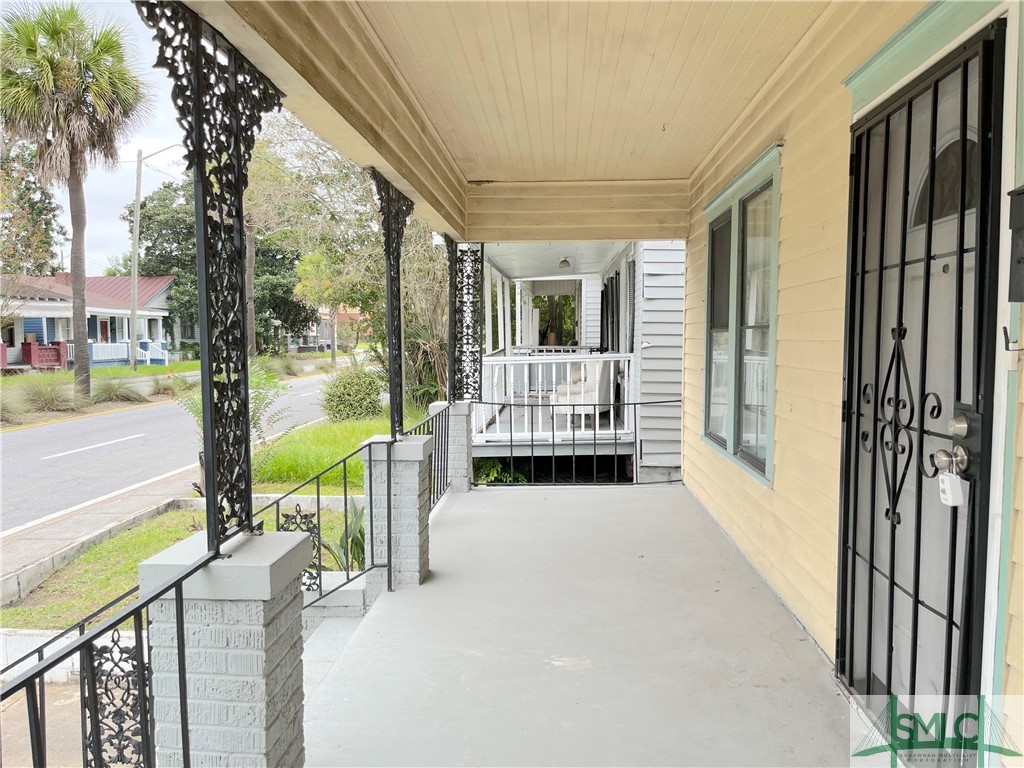 Sold 1008 W Victory Drive, Savannah, GA 31405 3 Beds / 2 Full Baths