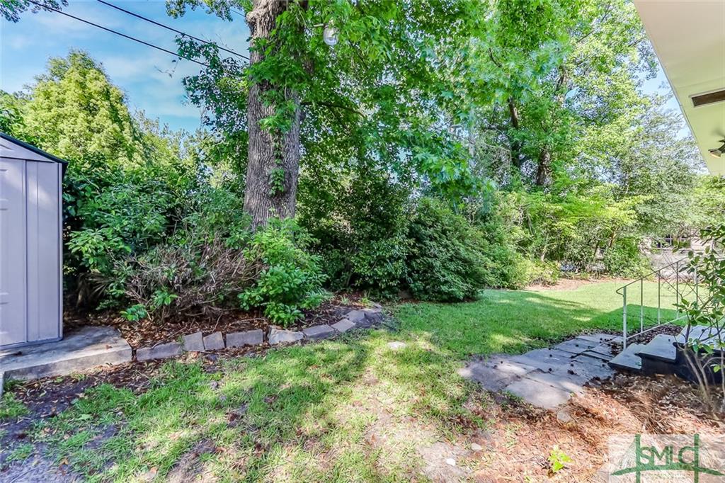 712 Columbus Drive, Savannah, GA 31405