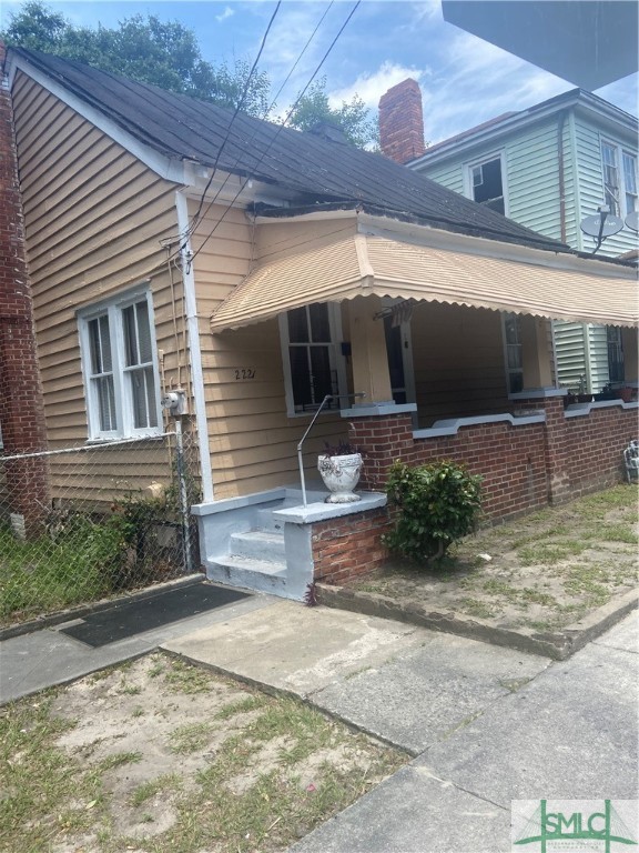 Sold 2221 Harden Street, Savannah, GA 31415 3 Beds / 1 Full Bath
