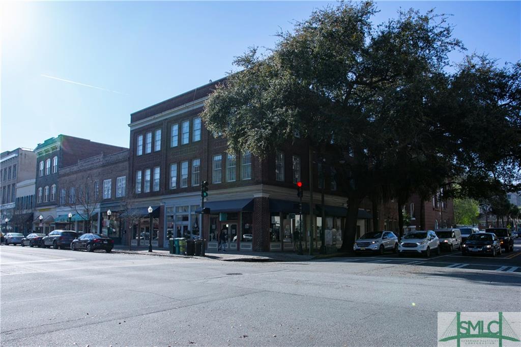 Sold 321 W Broughton Street, 10, Savannah, GA 31401 1 Bed / 1 Full